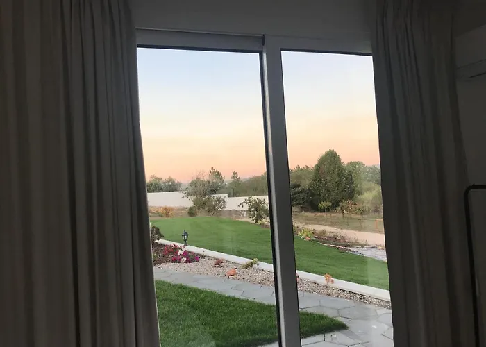 Homestay Monte Do Mosteiro